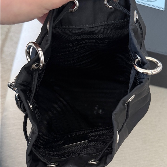 Prada Re-Nylon pouch - Picture 6 of 12